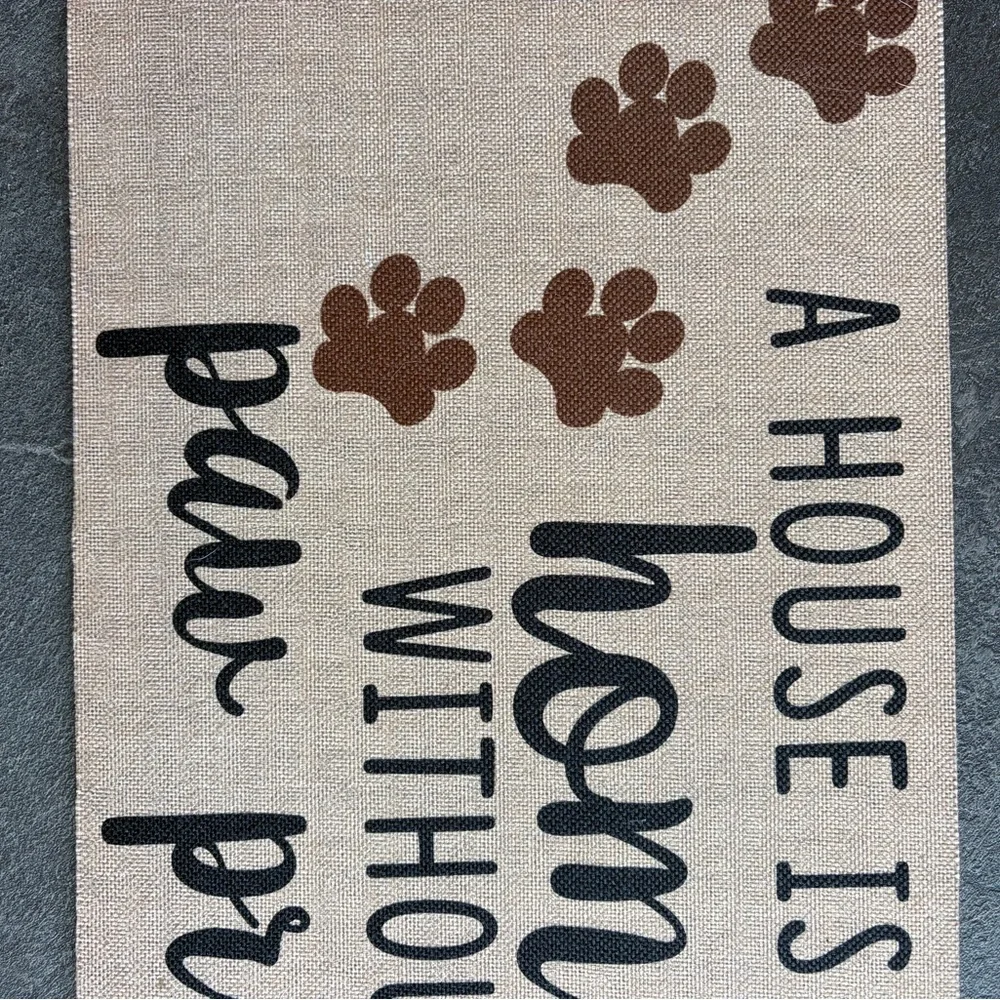 NWT - Sassafras Mat insert - “a house is not a home without paw prints ”
